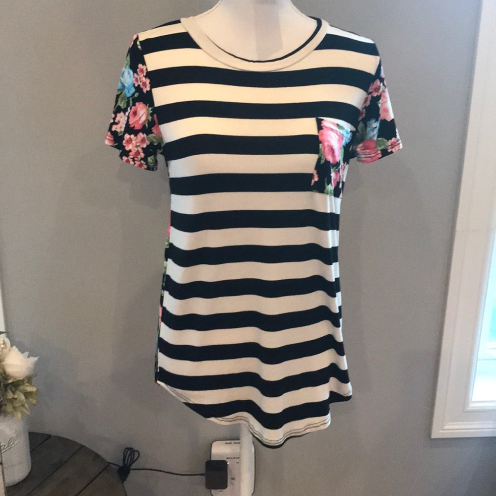 Striped t-shirt with floral contrast